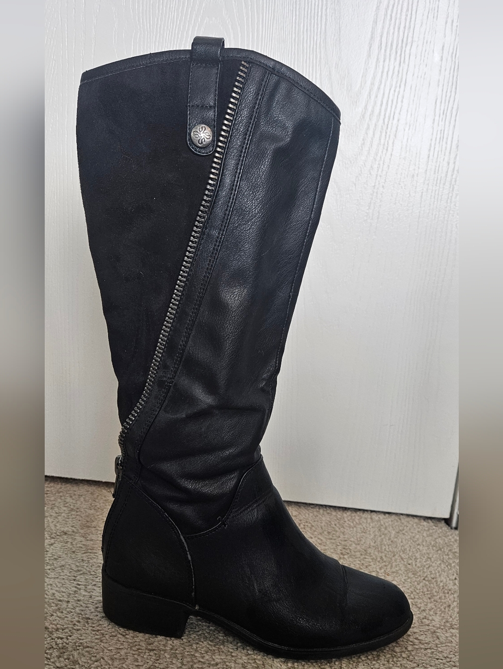 Vera Wang Black Knee-High Mixed-Material Zip Heeled Boots